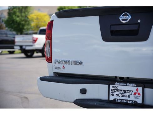 Used 2019 Nissan Frontier S image 10