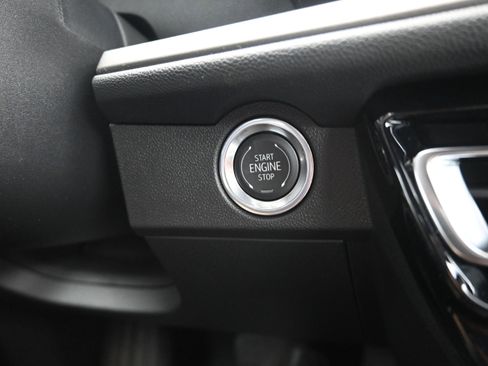 New 2026 Chevrolet Traverse LT FWD image 18