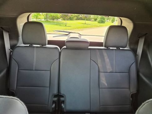 Used 2024 GMC Acadia Elevation FWD image 35