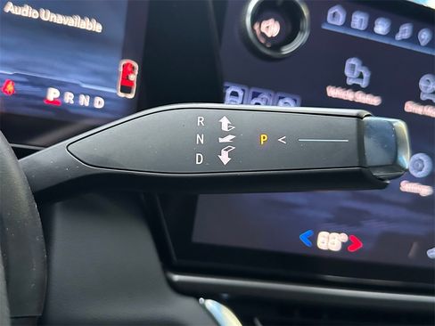 New 2026 Chevrolet Equinox EV LT image 29