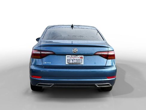 Used 2019 Volkswagen Jetta SEL Premium image 4