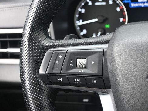 Used 2024 Mitsubishi Outlander SE image 13