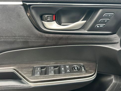 Certified 2019 Honda Clarity Touring image 5