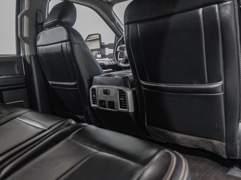 Used 2021 Ford F250 Lariat w/ FX4 Off-Road Package AWD/4WD image 34