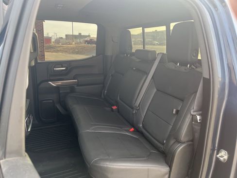 Used 2022 Chevrolet Silverado 1500 LTZ w/ LTZ Premium Package image 18