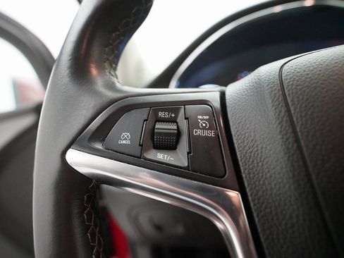 Used 2018 Buick Encore Preferred image 17