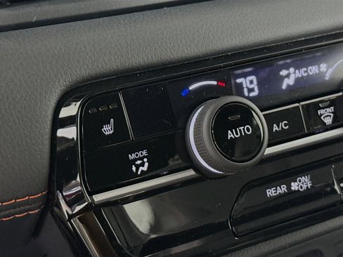 New 2026 Honda Pilot Sport image 25