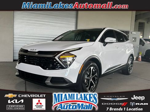 Used 2024 Kia Sportage EX FWD image 1