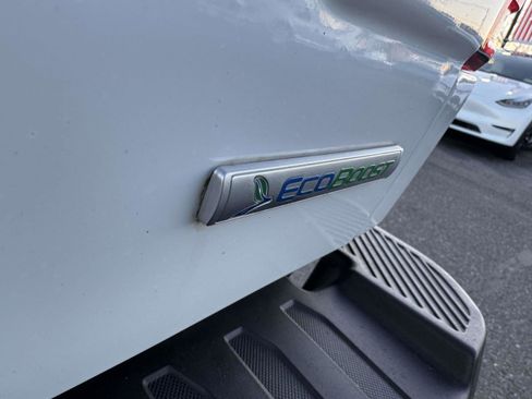 Used 2018 Ford F150 XL w/ Equipment Group 101A Mid image 12