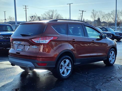 Used 2016 Ford Escape SE w/ SE Leather Comfort Package image 4