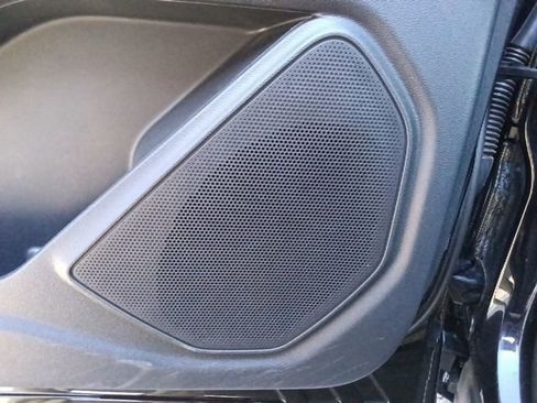 Used 2025 Ford Explorer Active image 13