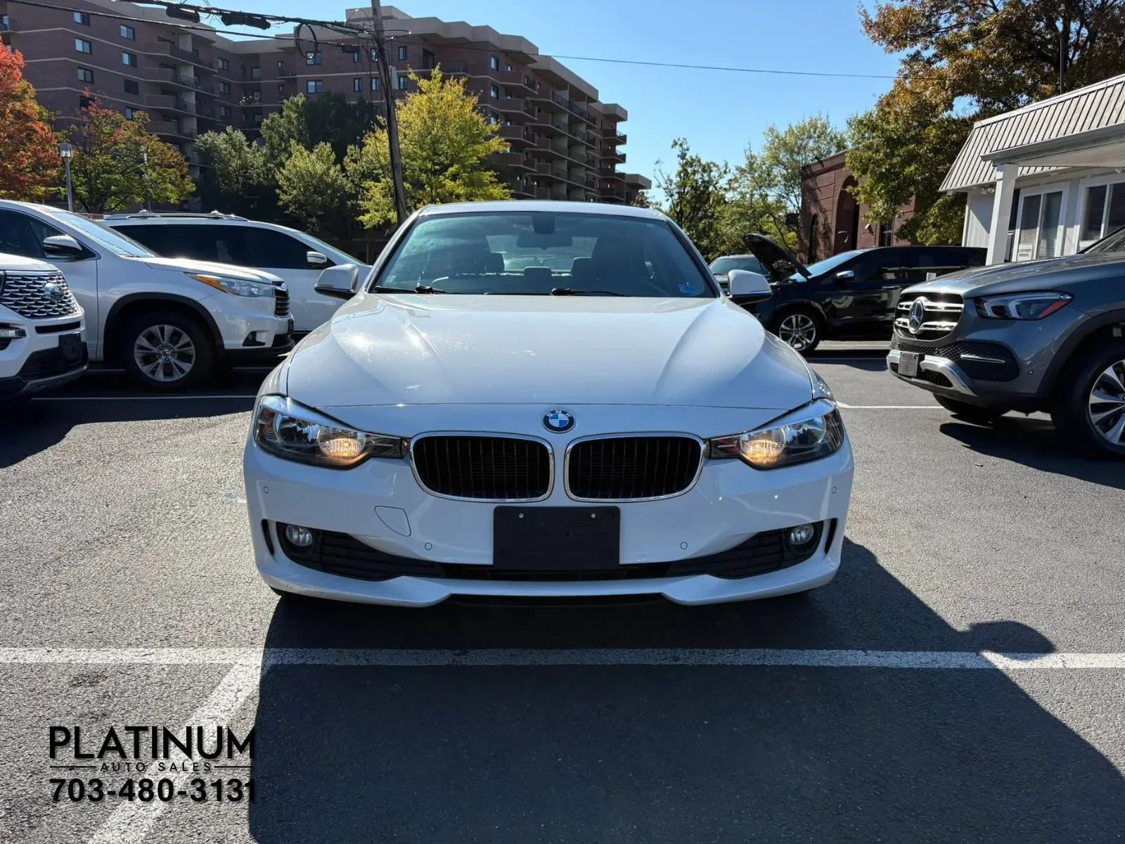 Used 2015 BMW 320i xDrive Sedan AWD/4WD image 4