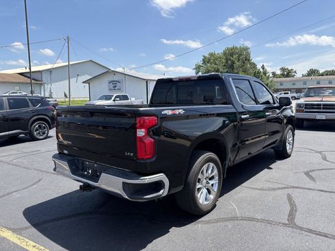 Used 2020 Chevrolet Silverado 1500 LTZ w/ LTZ Plus Package AWD/4WD image 23