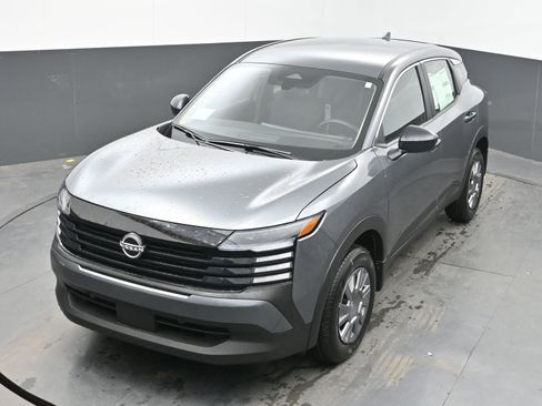 New 2026 Nissan Kicks S image 32