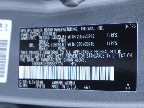 Certified 2025 Toyota Highlander XLE AWD/4WD image 27