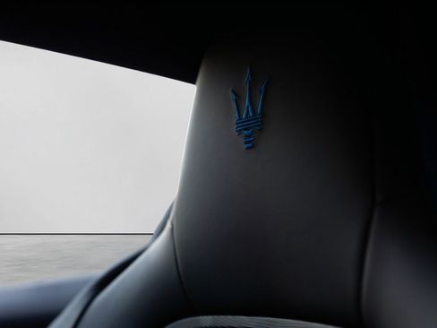 Used 2023 Maserati MC20 Coupe image 14