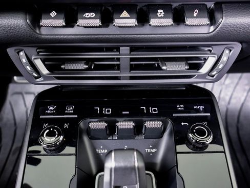 Certified 2023 Porsche 911 Targa 4S image 18