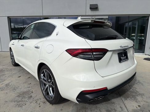 Certified 2022 Maserati Levante GT image 6
