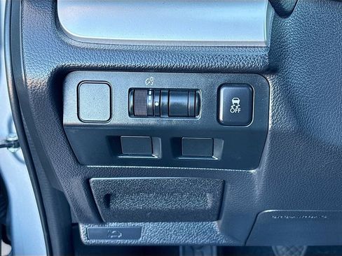 Used 2015 Subaru Crosstrek 2.0i image 10