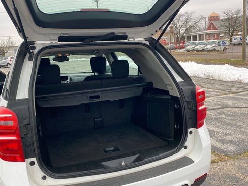 Used 2017 Chevrolet Equinox LS AWD/4WD image 7