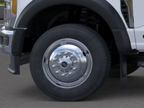 New 2025 Ford F550 XL image 19