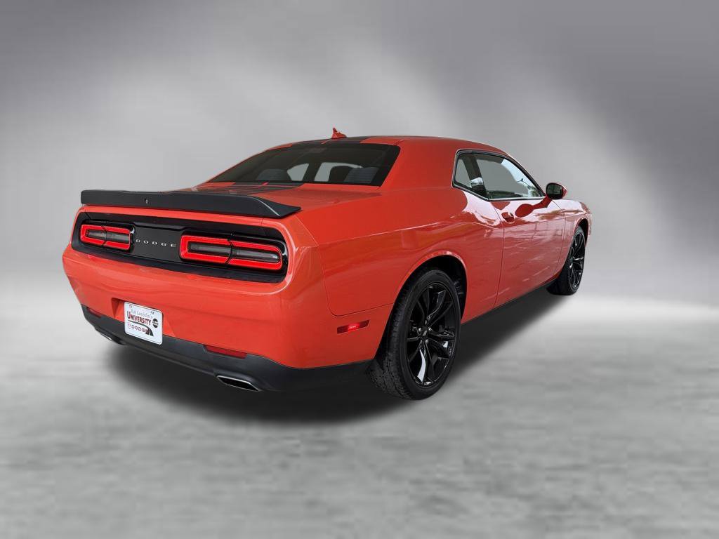 Used 2017 Dodge Challenger SXT w/ Blacktop Package RWD image 3