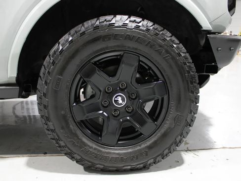 Used 2022 Ford Bronco Outer Banks AWD/4WD image 19