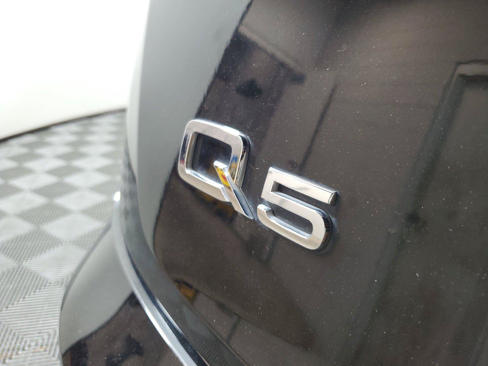 Used 2021 Audi Q5 2.0T Premium w/ Convenience Package AWD/4WD image 8