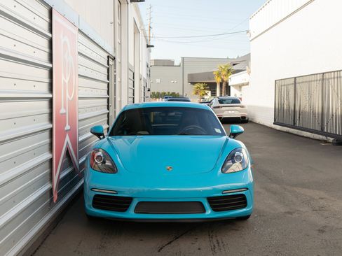 Used 2020 Porsche 718 Cayman image 28