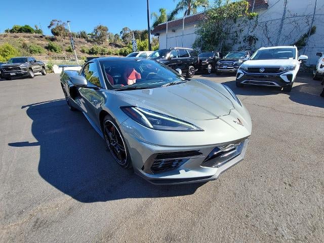 Used 2022 Chevrolet Corvette Stingray Preferred Cpe w/ Z51 Performance Package RWD image 2