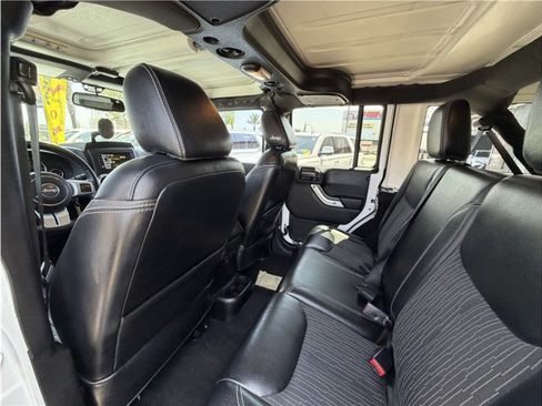 Used 2015 Jeep Wrangler Unlimited Sport AWD/4WD image 21