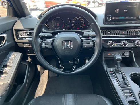 Used 2024 Honda Civic Sport image 12