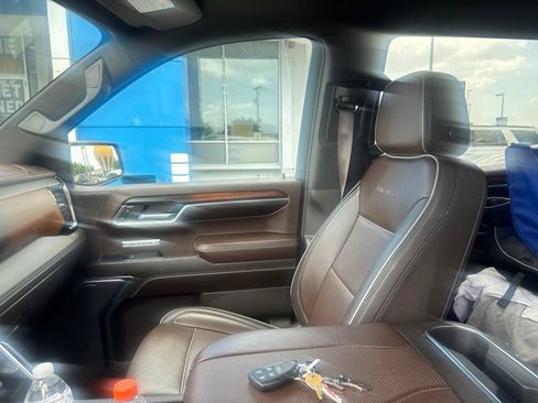Used 2024 GMC Sierra 1500 Denali w/ Denali Reserve Package AWD/4WD image 19