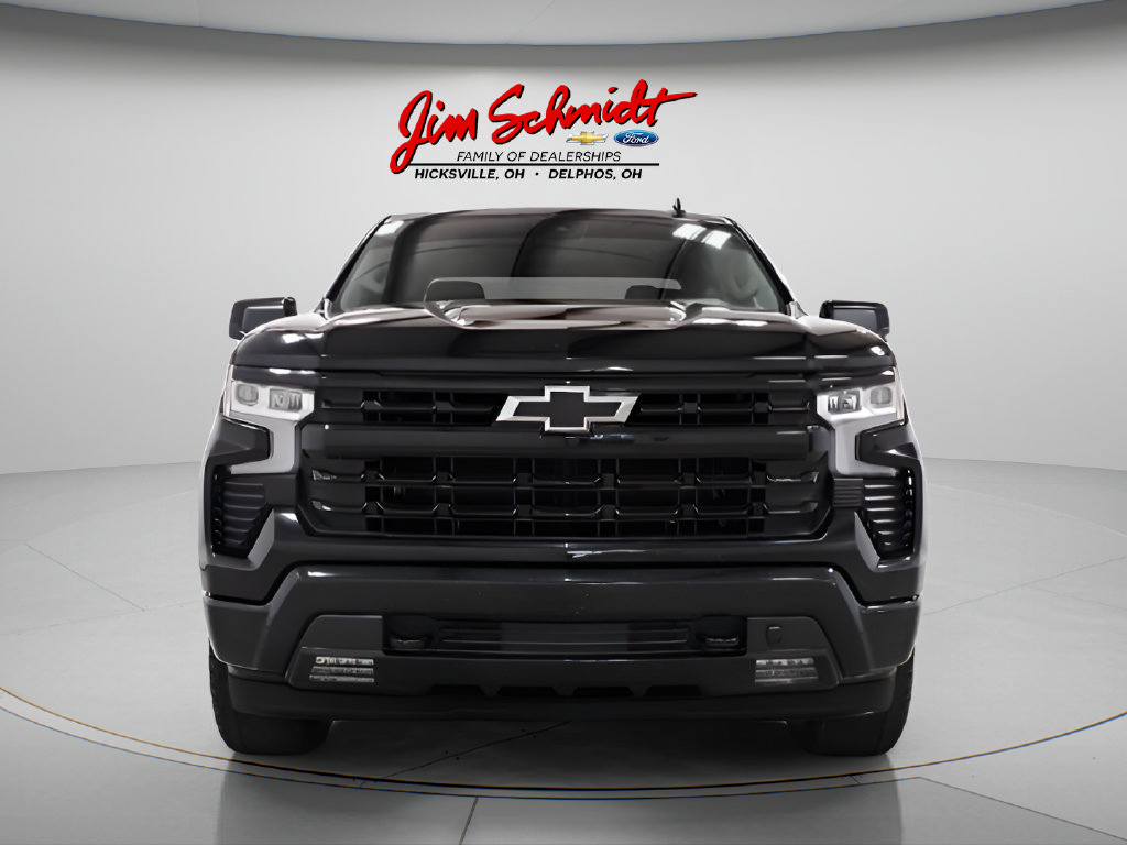 Used 2024 Chevrolet Silverado 1500 RST AWD/4WD image 2