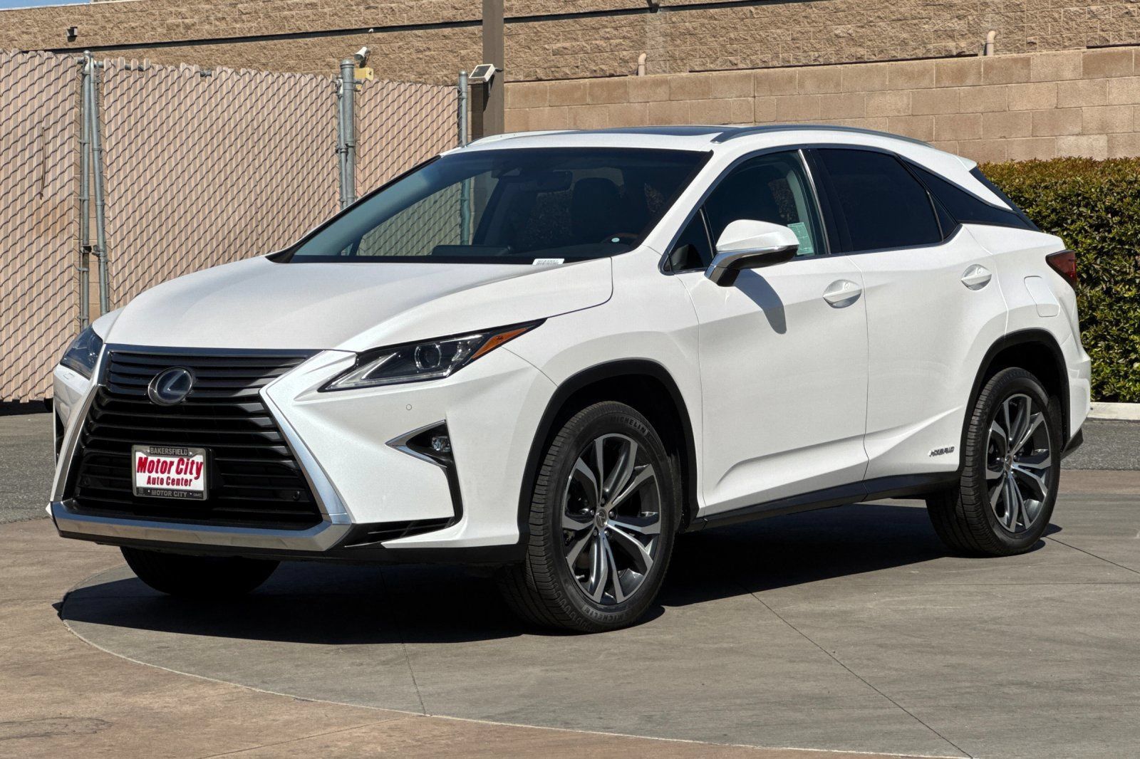 Used 2017 Lexus RX 450h AWD w/ Cold Weather Package image 8