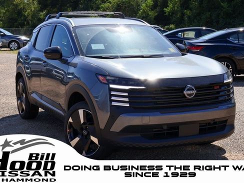 New 2026 Nissan Kicks SR w/ Cold Weather Package image 1