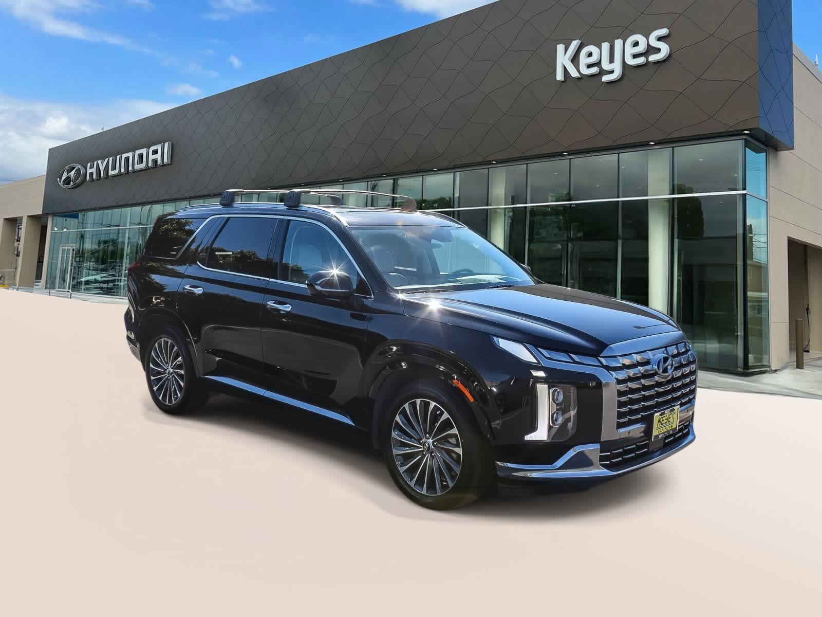 Used 2023 Hyundai Palisade Calligraphy FWD image 3