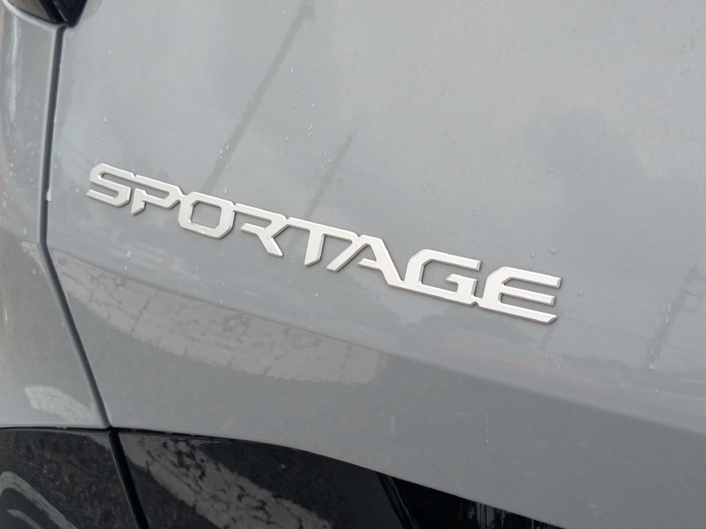 Used 2024 Kia Sportage SX FWD image 15