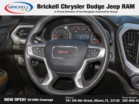 Used 2023 GMC Acadia SLE image 22