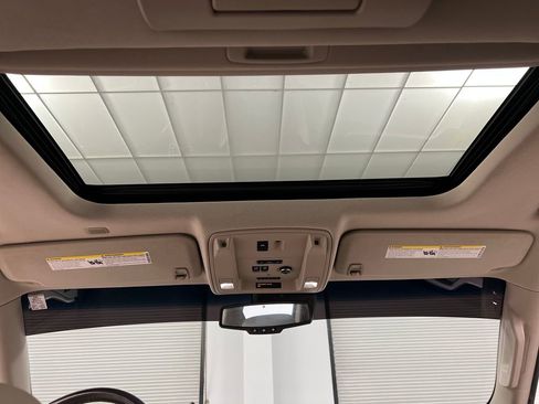 Used 2019 GMC Yukon Denali w/ Denali Ultimate Package AWD/4WD image 46
