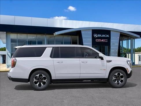 New 2026 GMC Yukon XL AT4 w/ AT4 Premium Plus Package AWD/4WD image 5