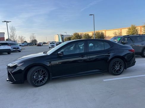 Used 2025 Toyota Camry XSE image 7