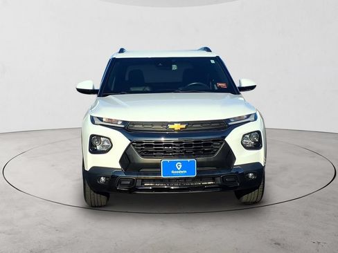 Used 2023 Chevrolet TrailBlazer ACTIV w/ Sun and Liftgate Package AWD/4WD image 2