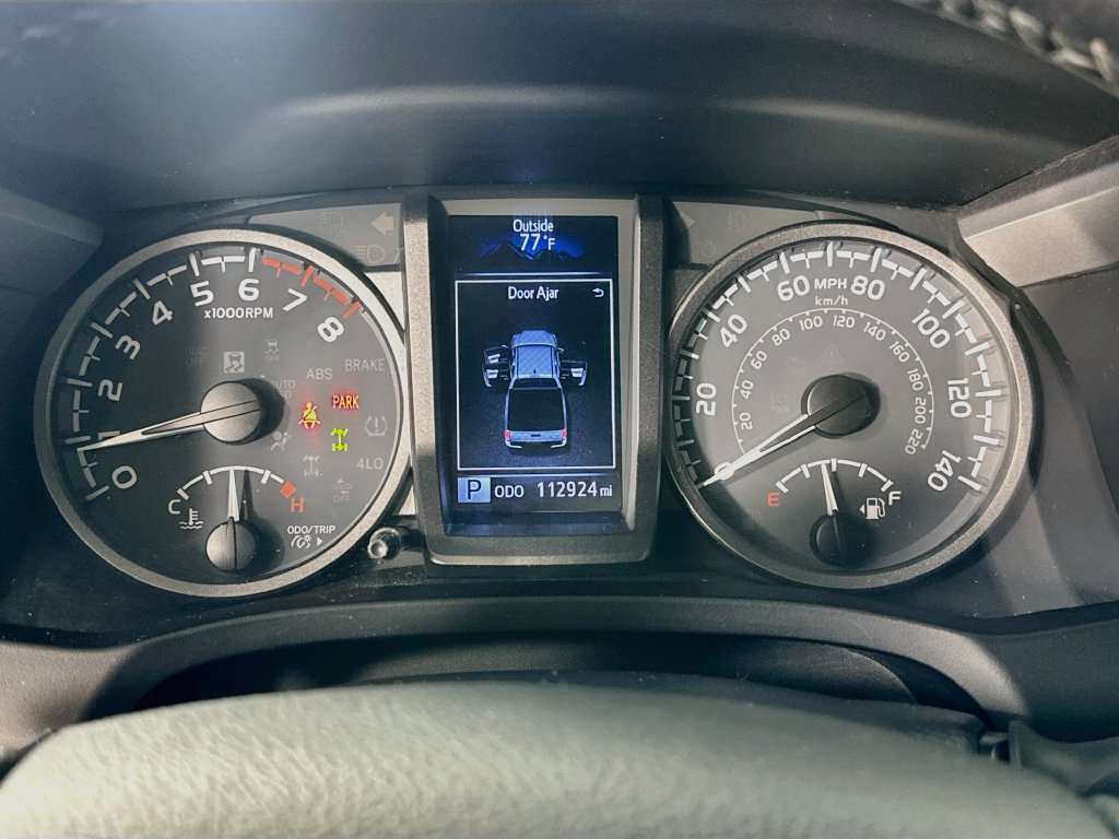 Used 2022 Toyota Tacoma TRD Sport w/ Technology Package AWD/4WD image 20