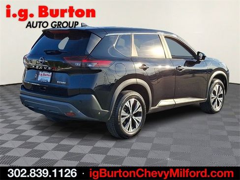 Used 2023 Nissan Rogue SV image 6