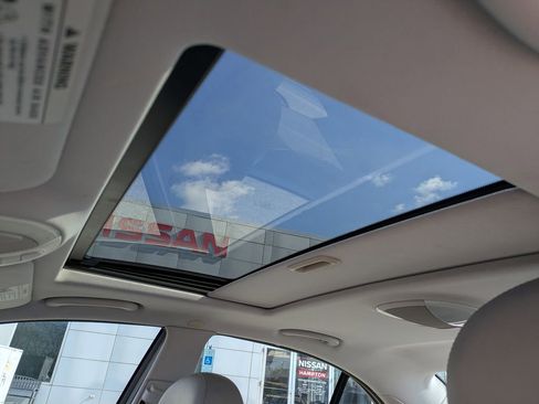 Used 2007 Mercedes-Benz E 350 4MATIC Sedan image 20