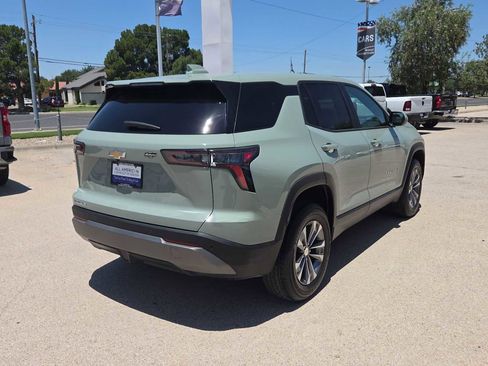 Used 2025 Chevrolet Equinox LT FWD image 8
