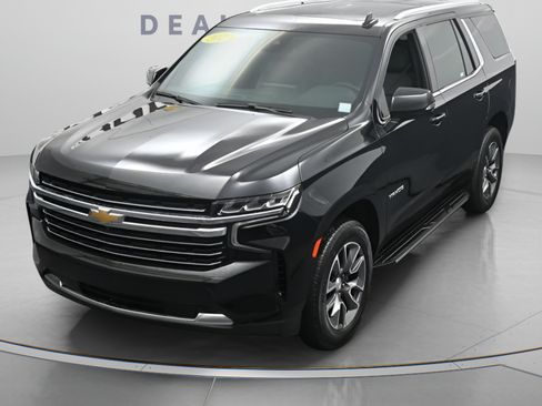 Used 2023 Chevrolet Tahoe LT w/ Luxury Package AWD/4WD image 31