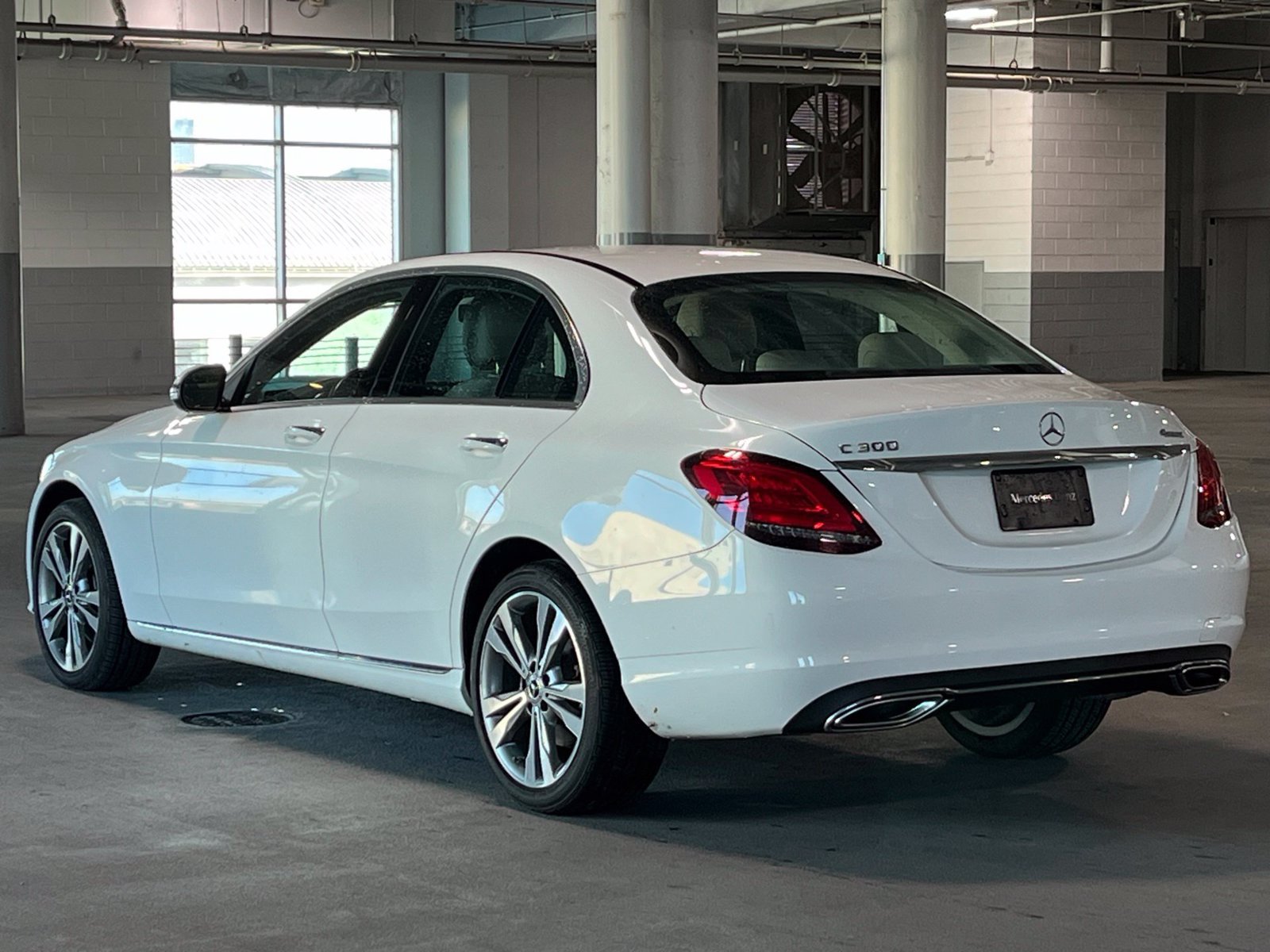 Used 2020 Mercedes-Benz C 300 4MATIC Sedan image 8