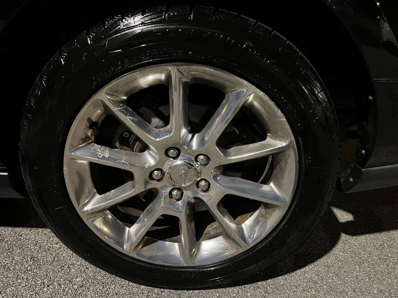 Used 2010 Ford Mustang Convertible RWD image 15